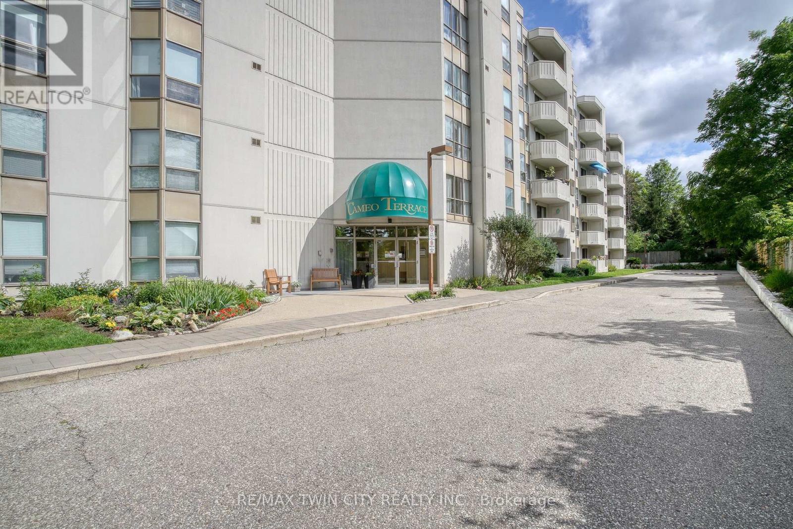 #505 3267 KING STREET - 2