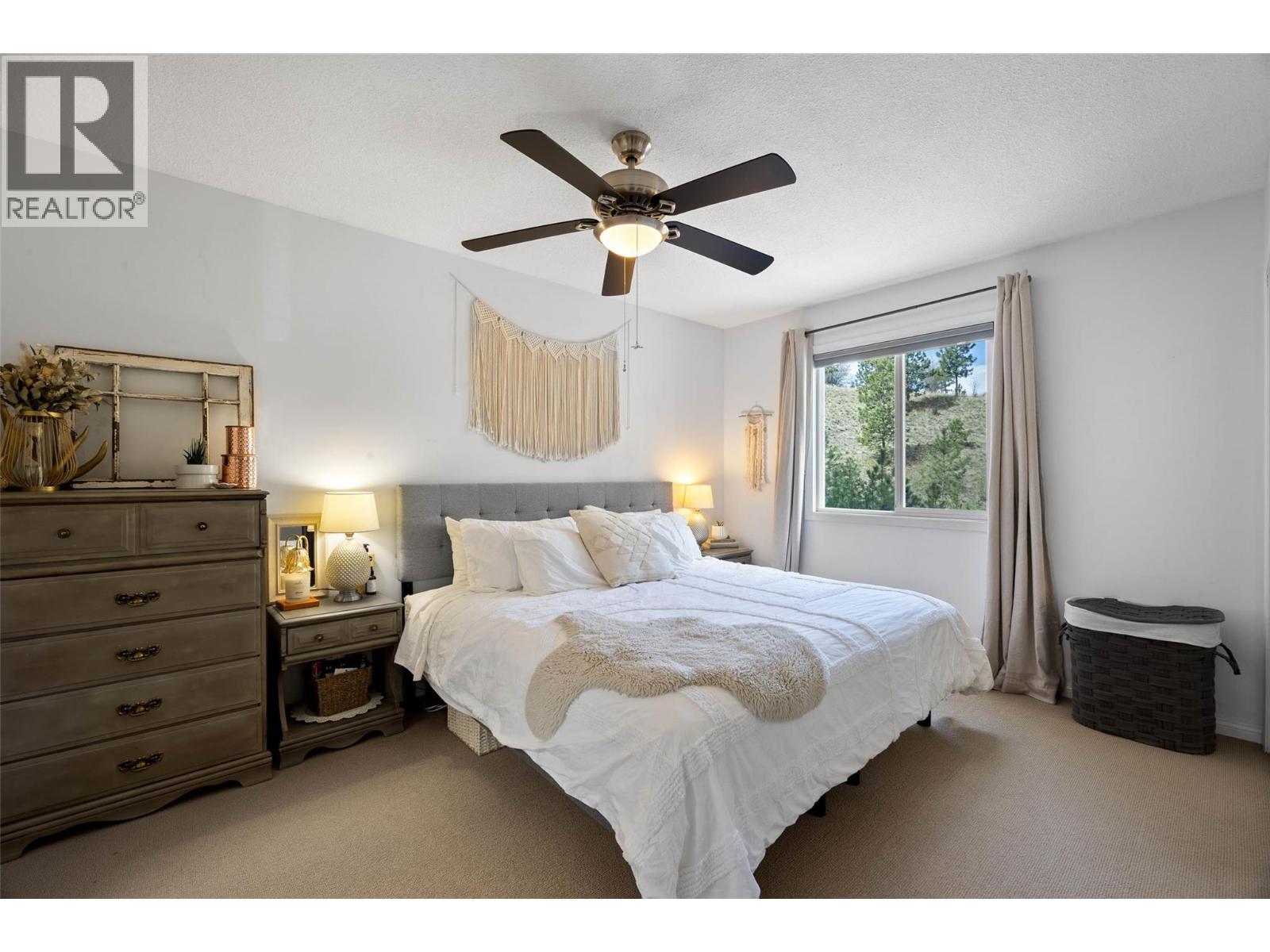 606 GLENEAGLES DRIVE - 16