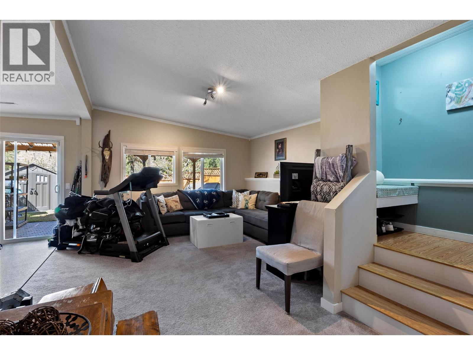 606 GLENEAGLES DRIVE - 21