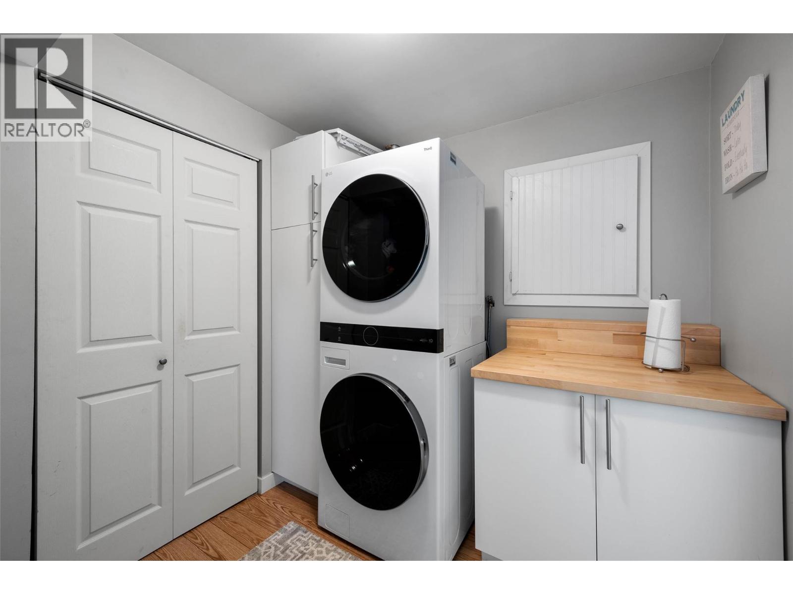 606 GLENEAGLES DRIVE - 29