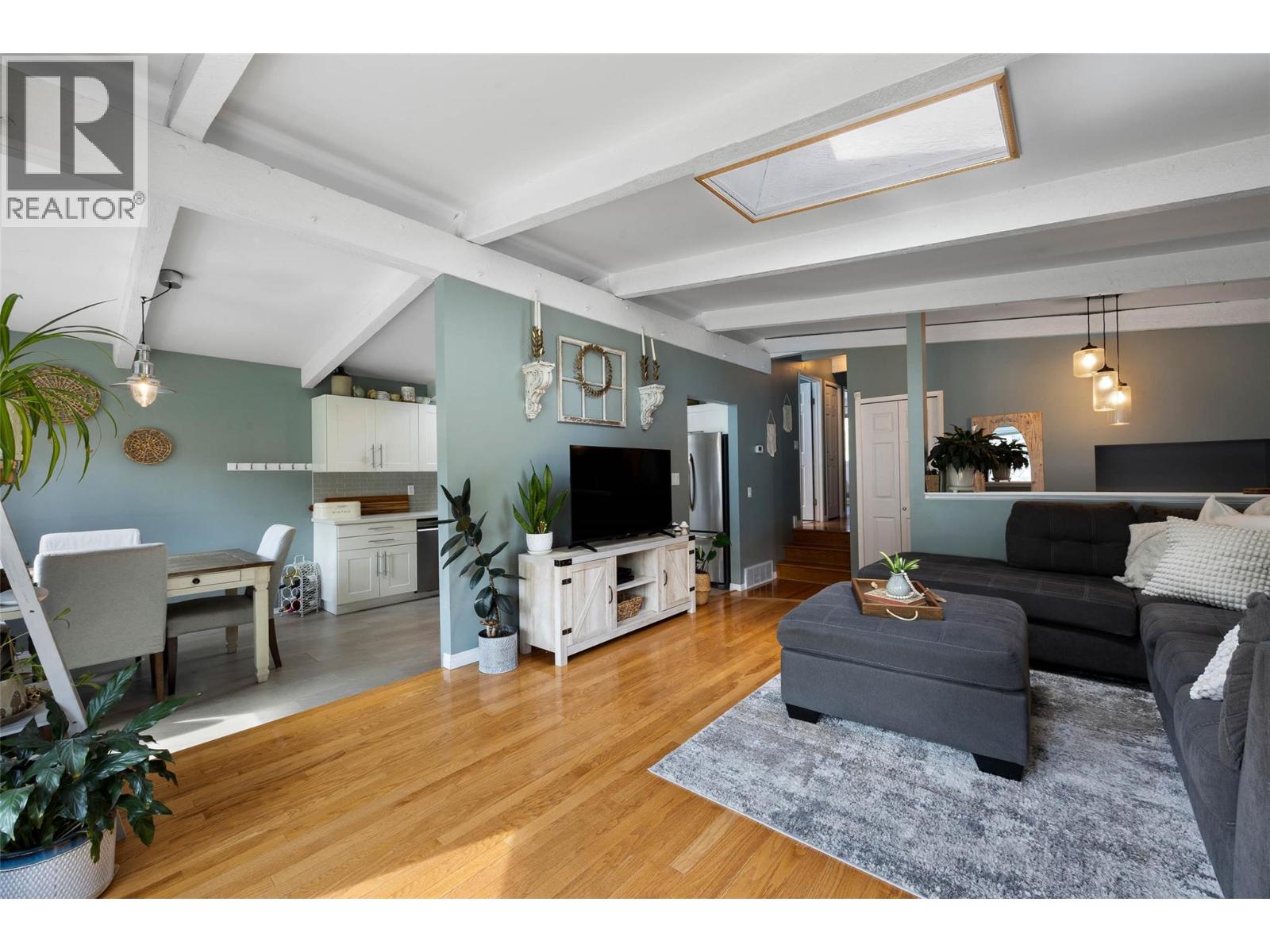 606 GLENEAGLES DRIVE - 8