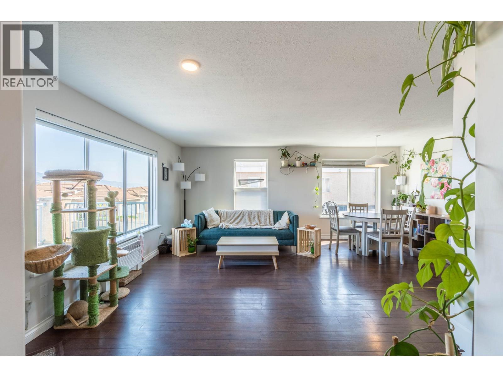 #204 875 SAHALI Terrace - 4