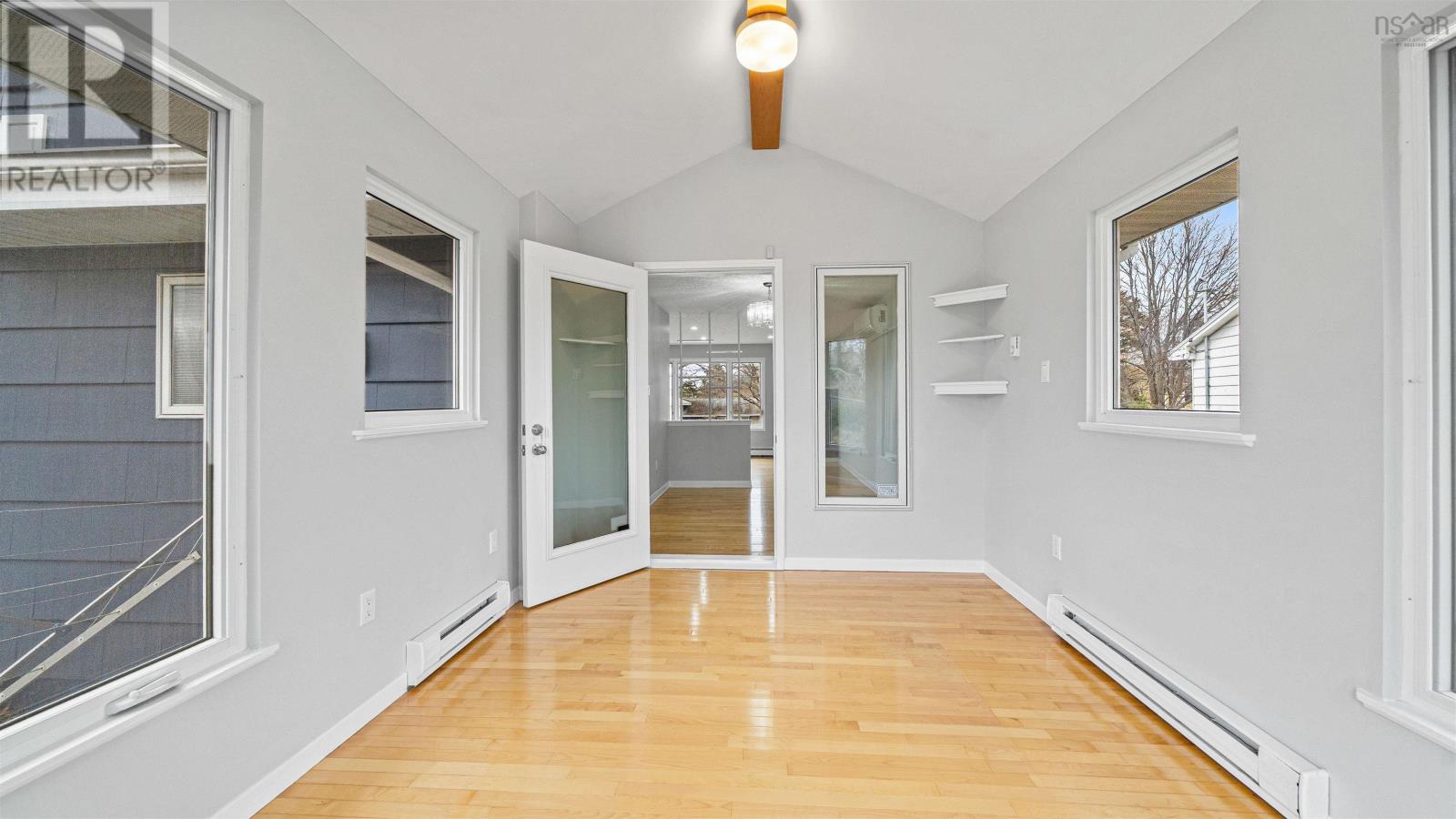 Property 13 of 49 of 1 Kingfisher Crescent