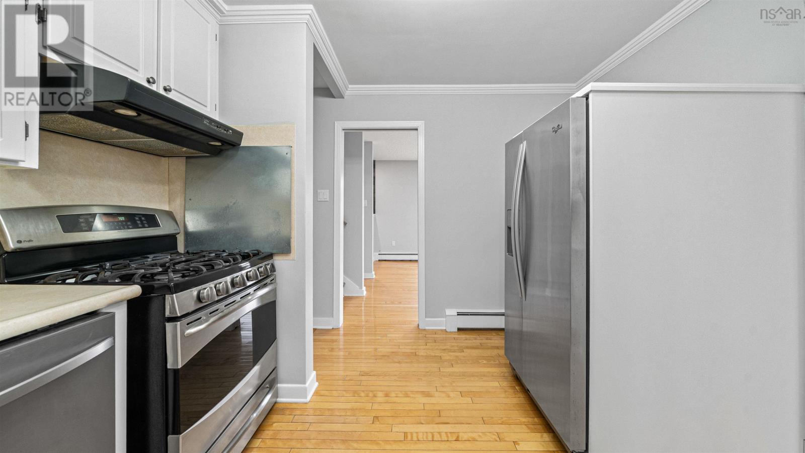 Property 16 of 49 of 1 Kingfisher Crescent