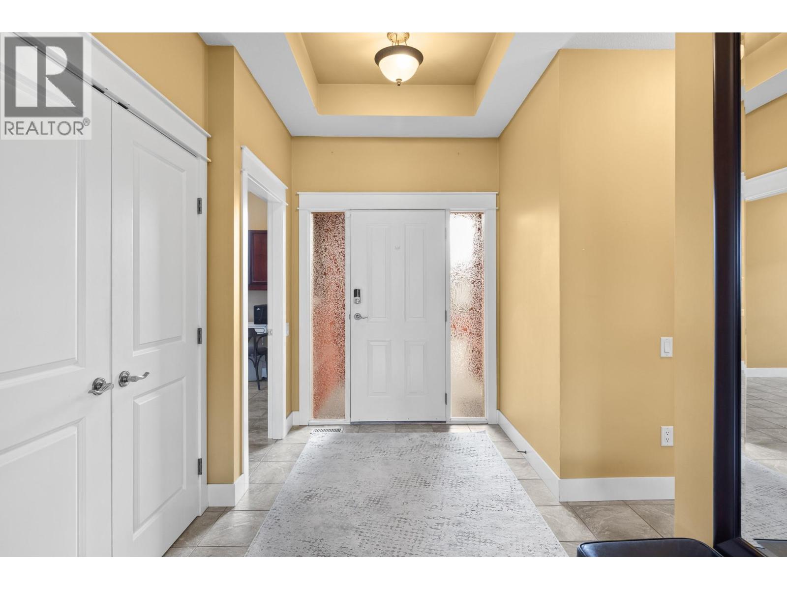  2288 Pine Vista Place, West Kelowna