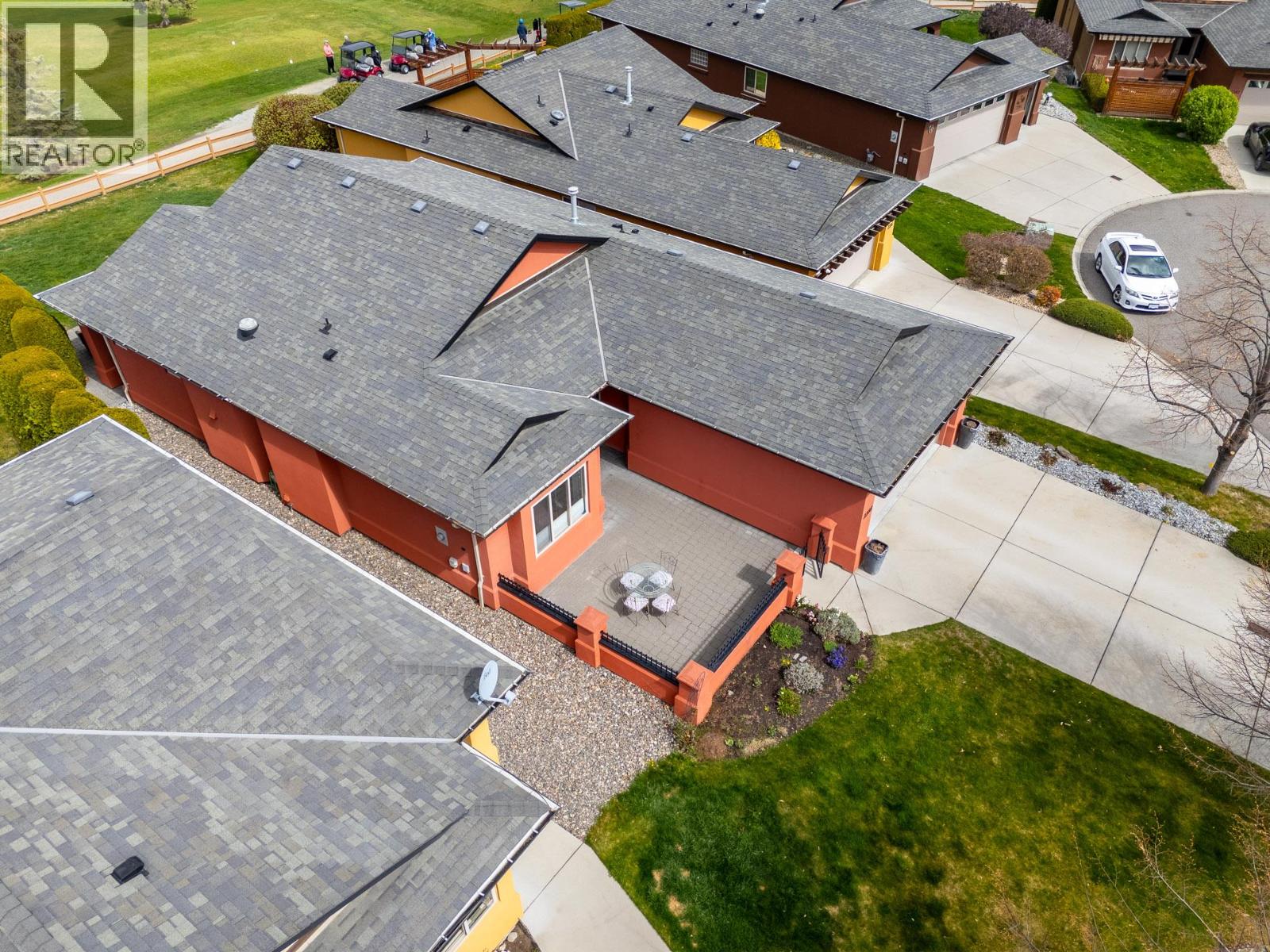  2288 Pine Vista Place, West Kelowna