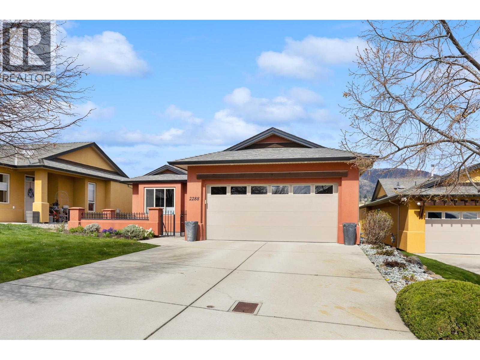  2288 Pine Vista Place, West Kelowna