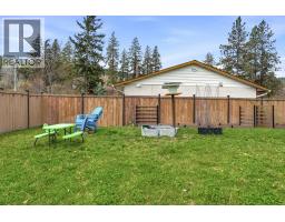 Kitchen - 3472 Parklane Road, West Kelowna, BC V4T1B8 Photo 12