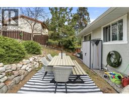 Primary Bedroom - 3472 Parklane Road, West Kelowna, BC V4T1B8 Photo 9