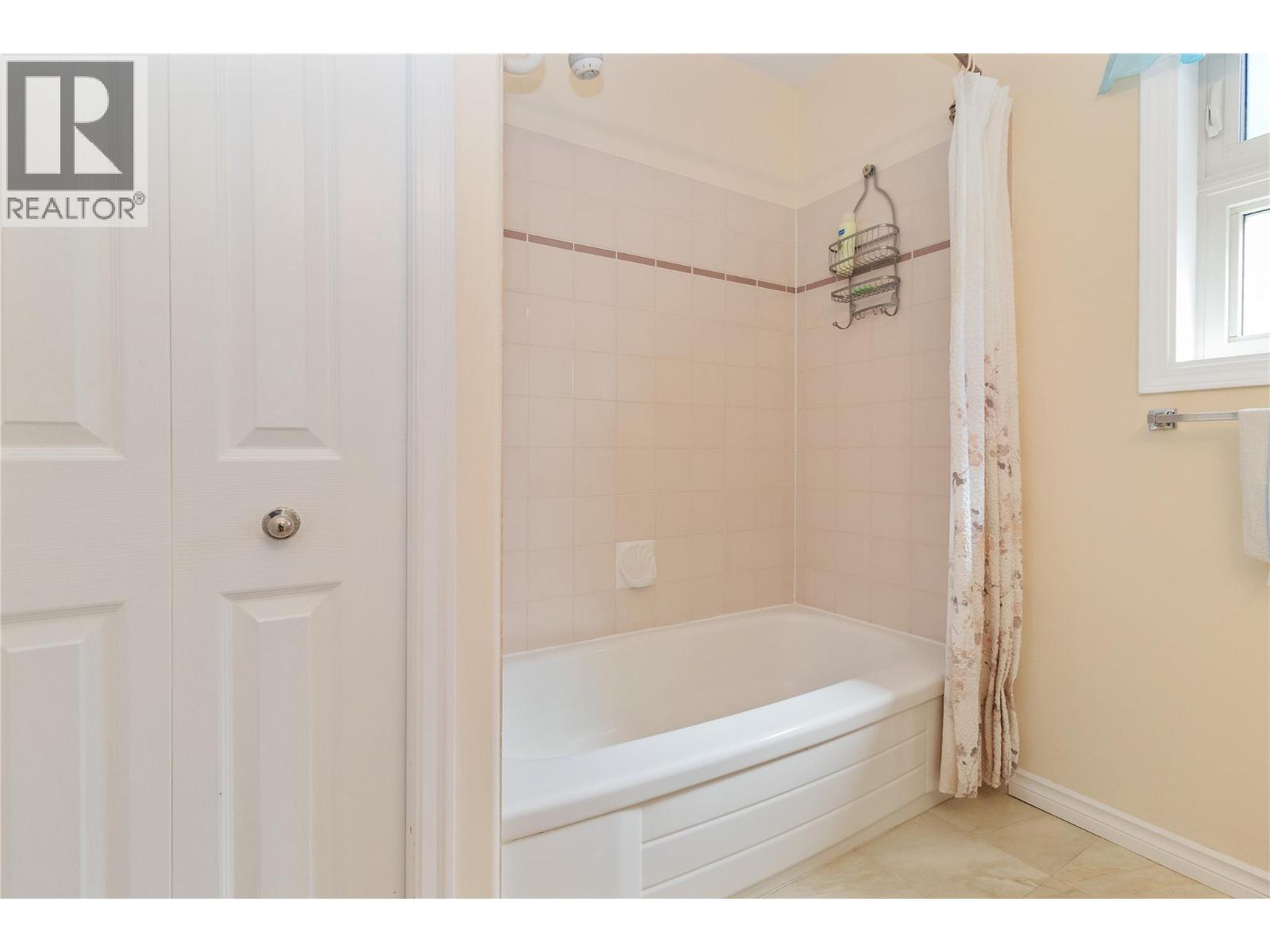  3518 Invermere Court, Kelowna