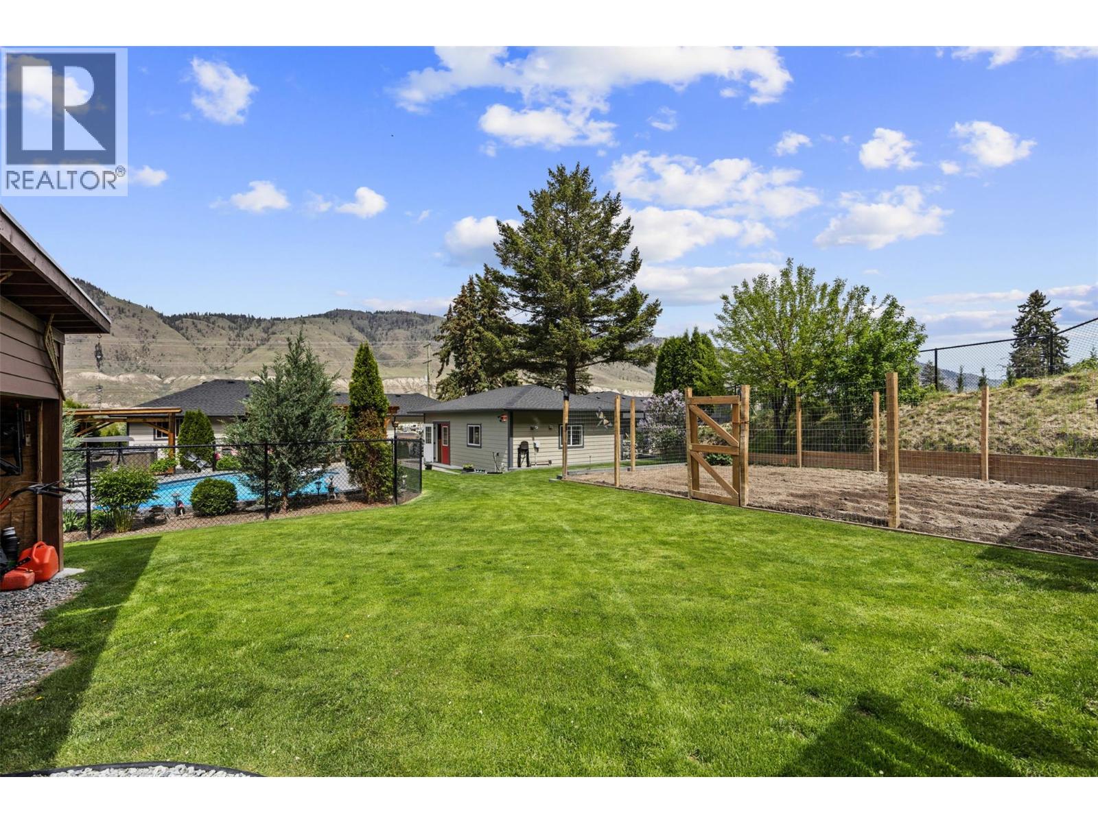 2015 VALLEYVIEW DRIVE - 22