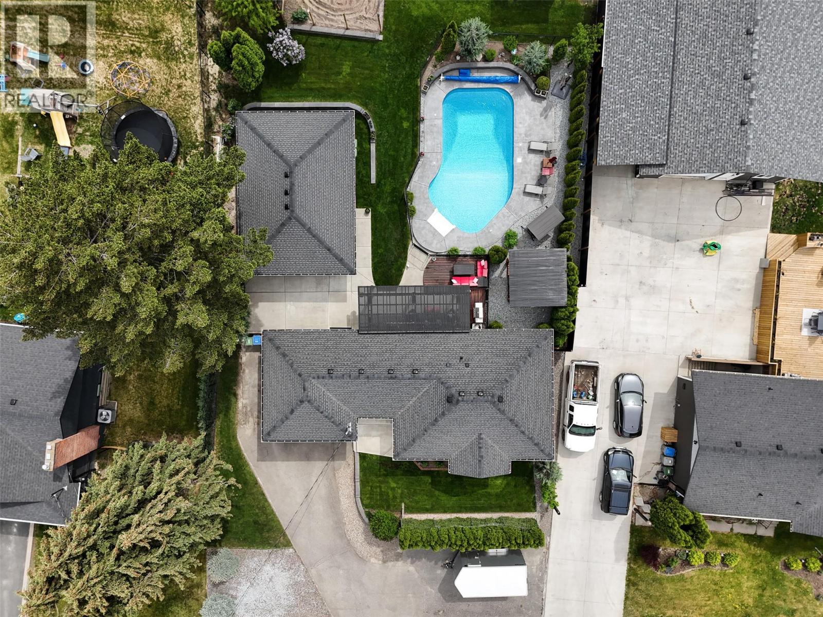 2015 VALLEYVIEW DRIVE - 35