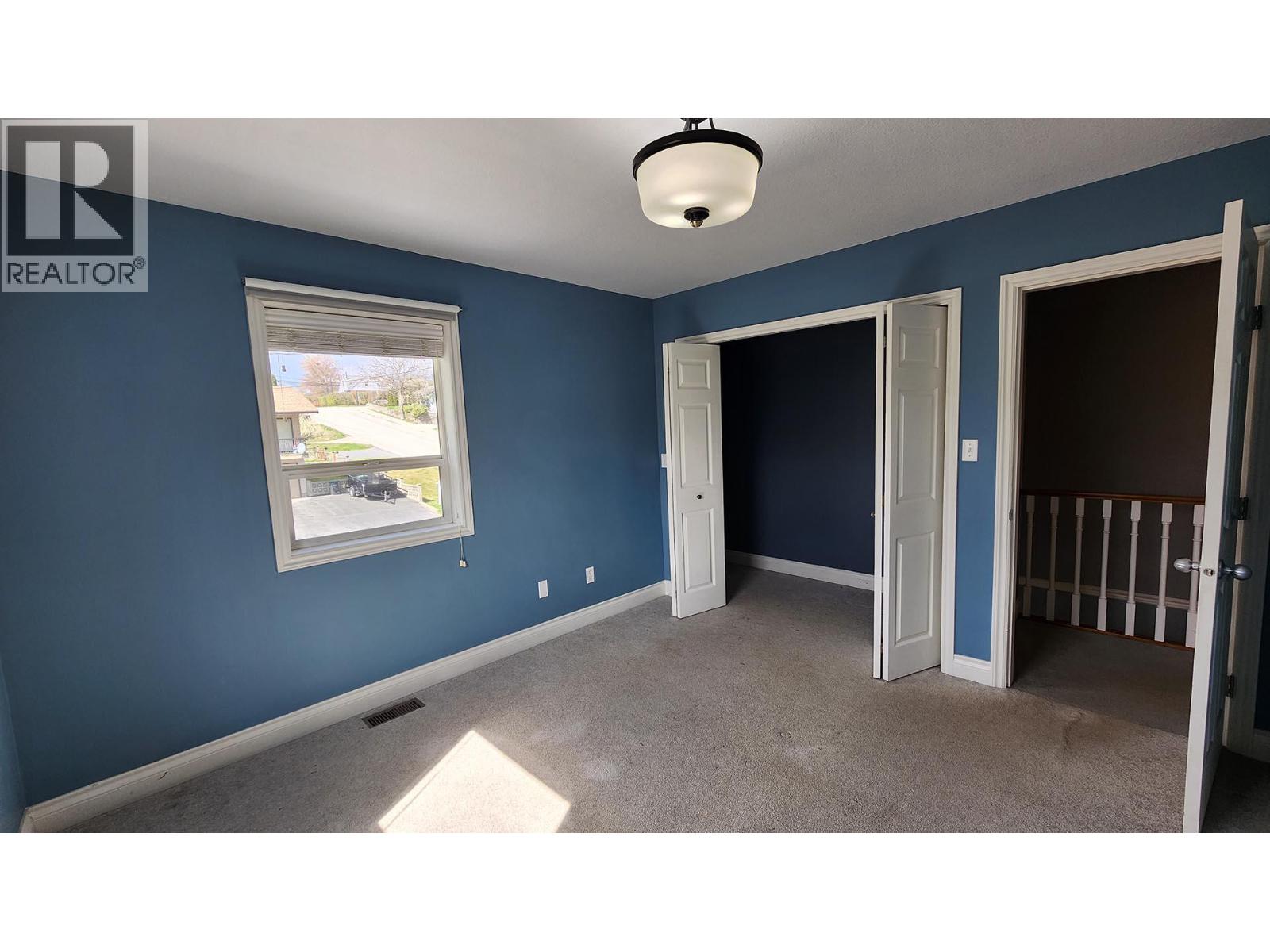 501 5TH Avenue - 42