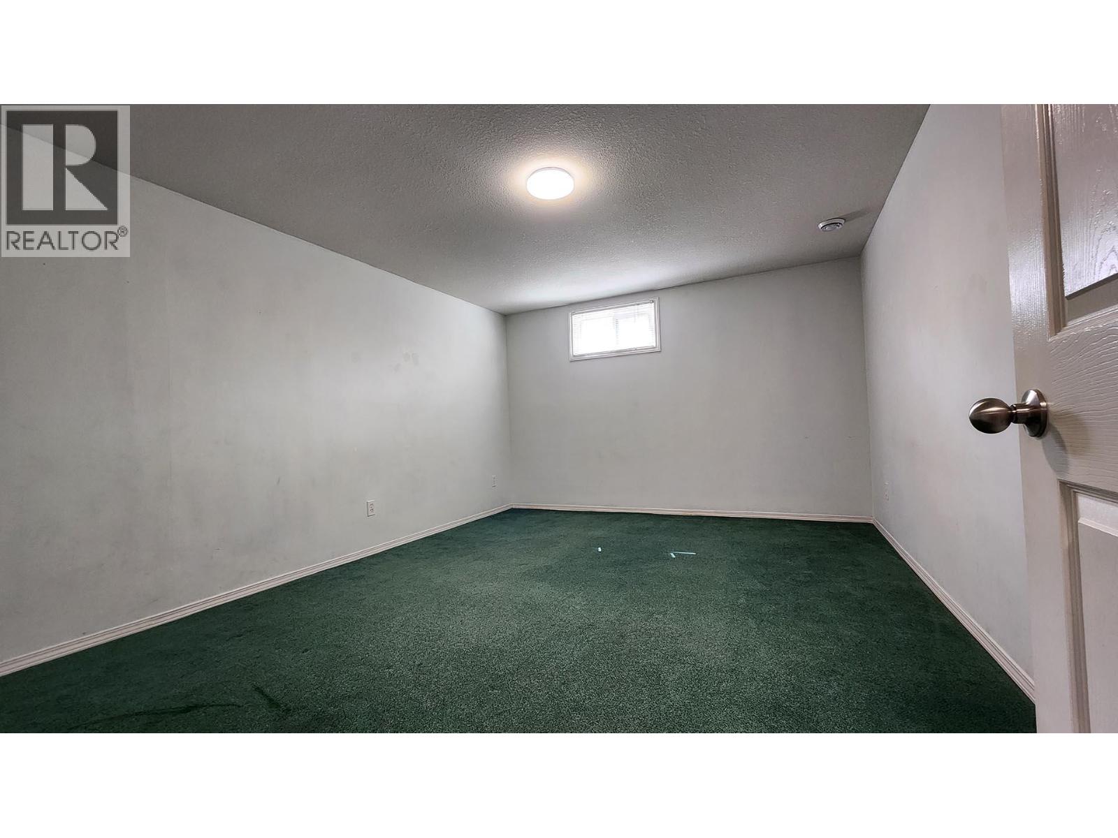 501 5TH Avenue - 50