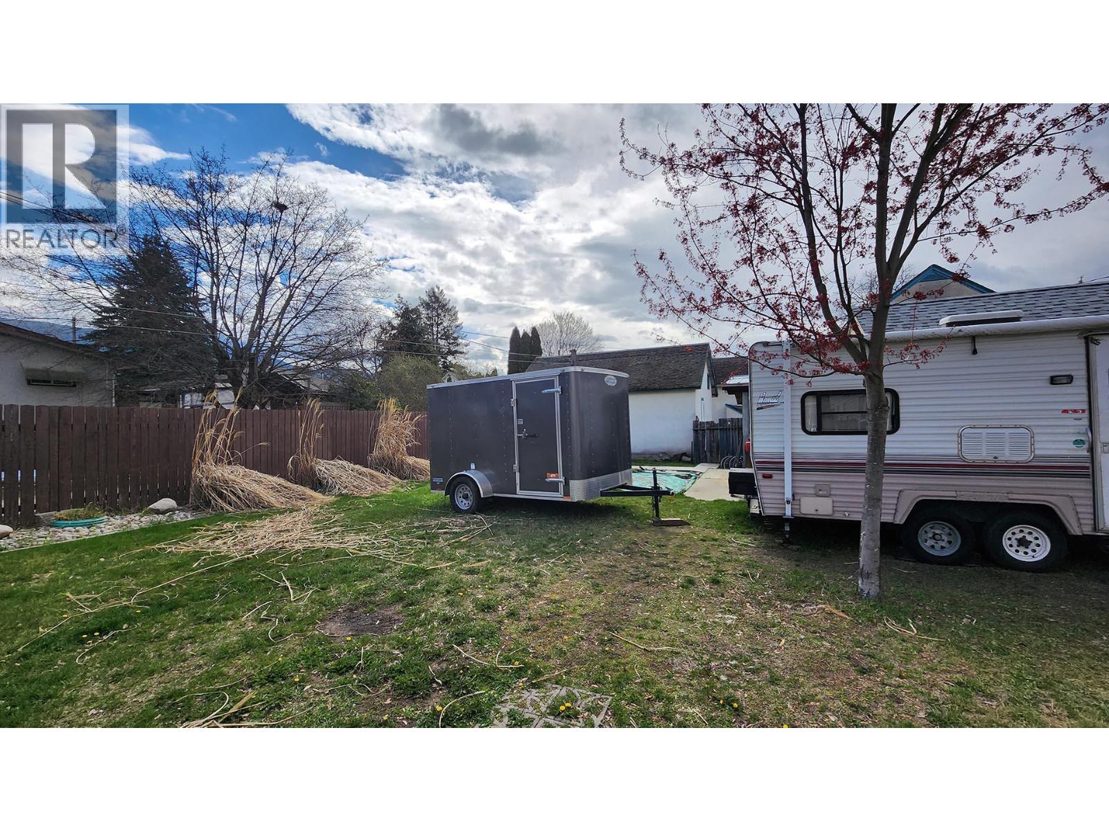 501 5TH Avenue - 73