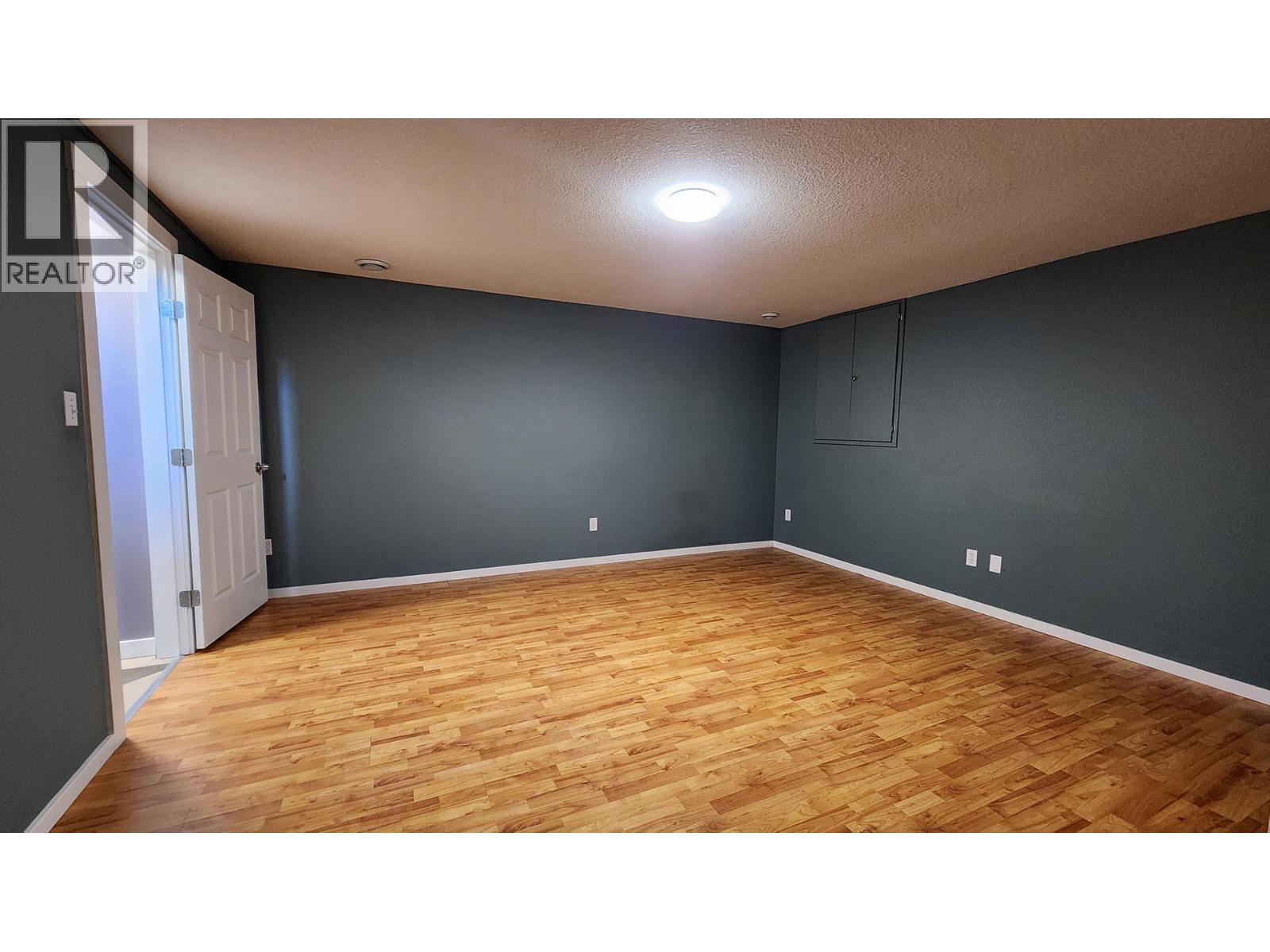 501 5TH Avenue - 49
