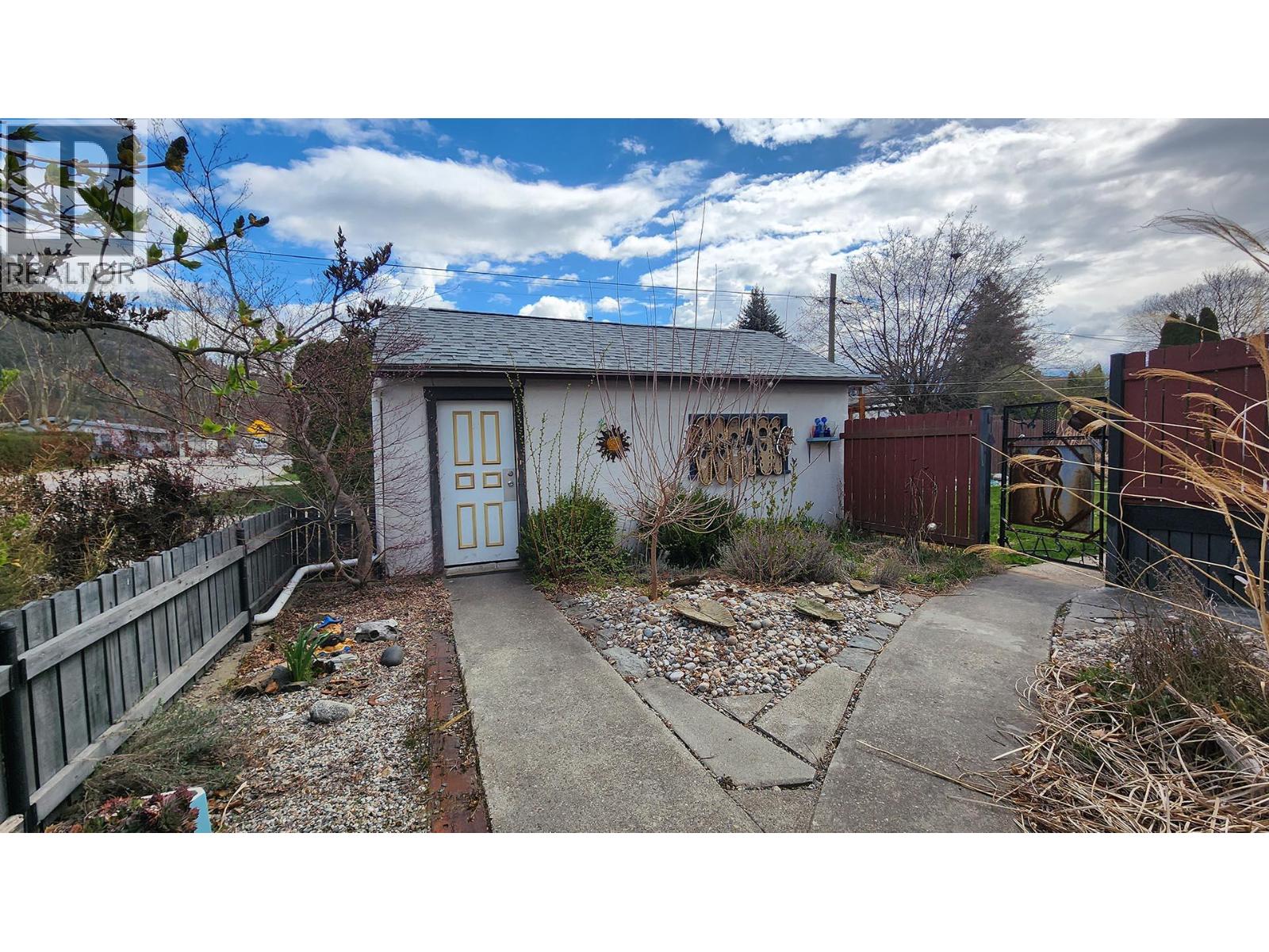 501 5TH Avenue - 77