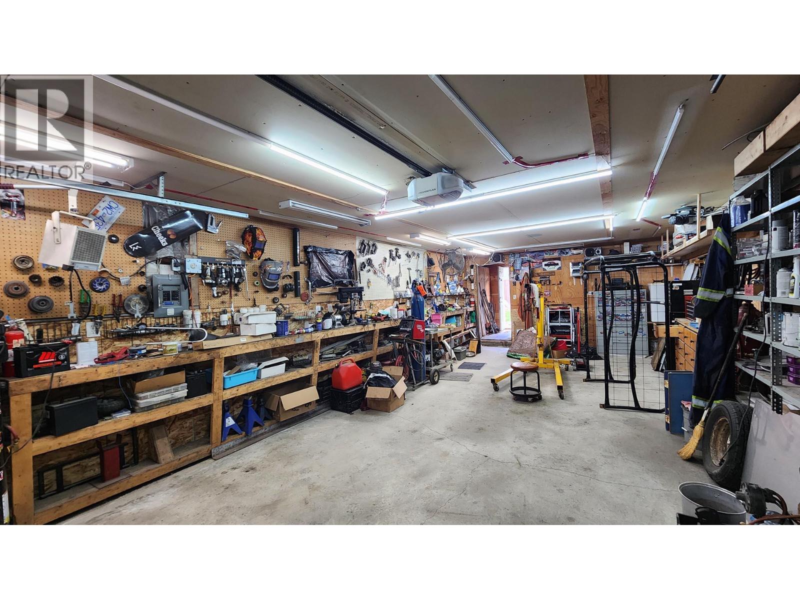 501 5TH Avenue - 69