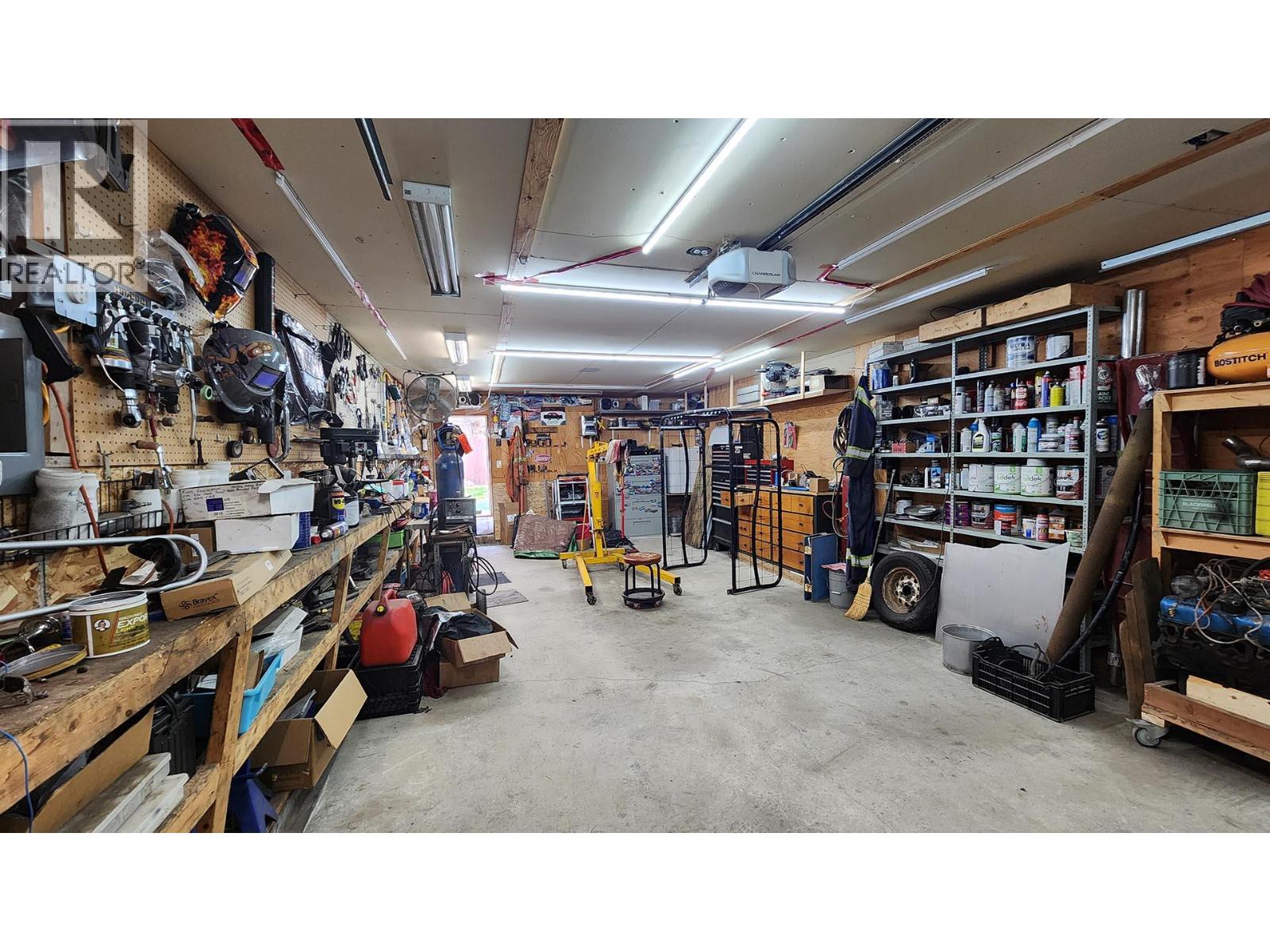 501 5TH Avenue - 70