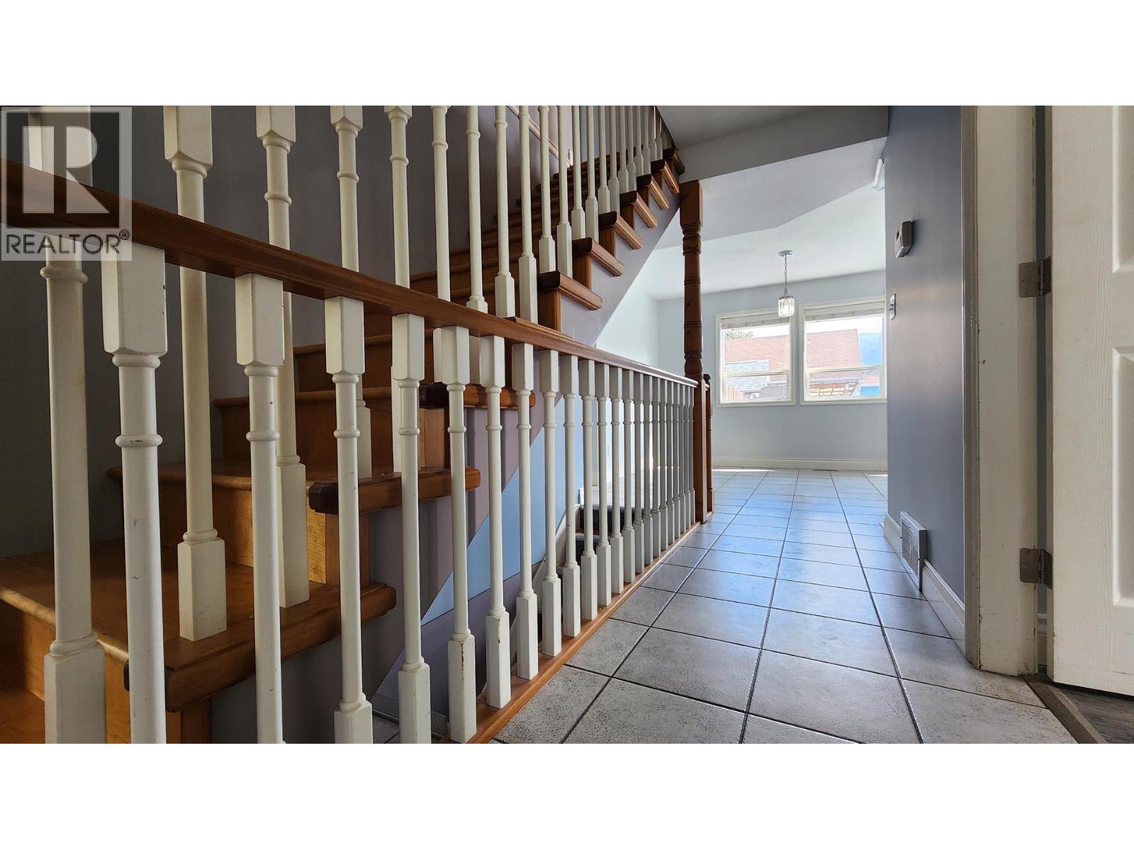 501 5TH Avenue - 16
