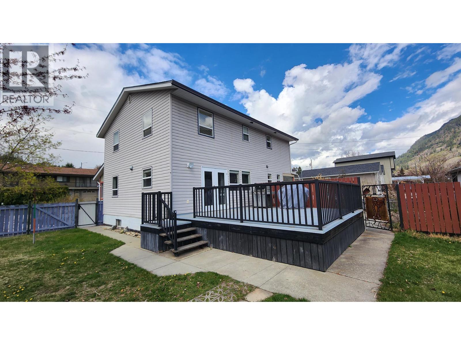 501 5TH Avenue - 89