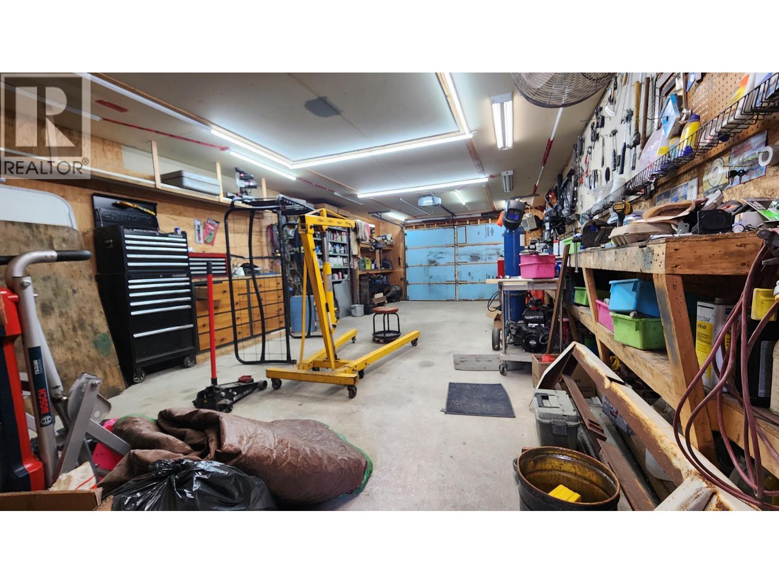 501 5TH Avenue - 67