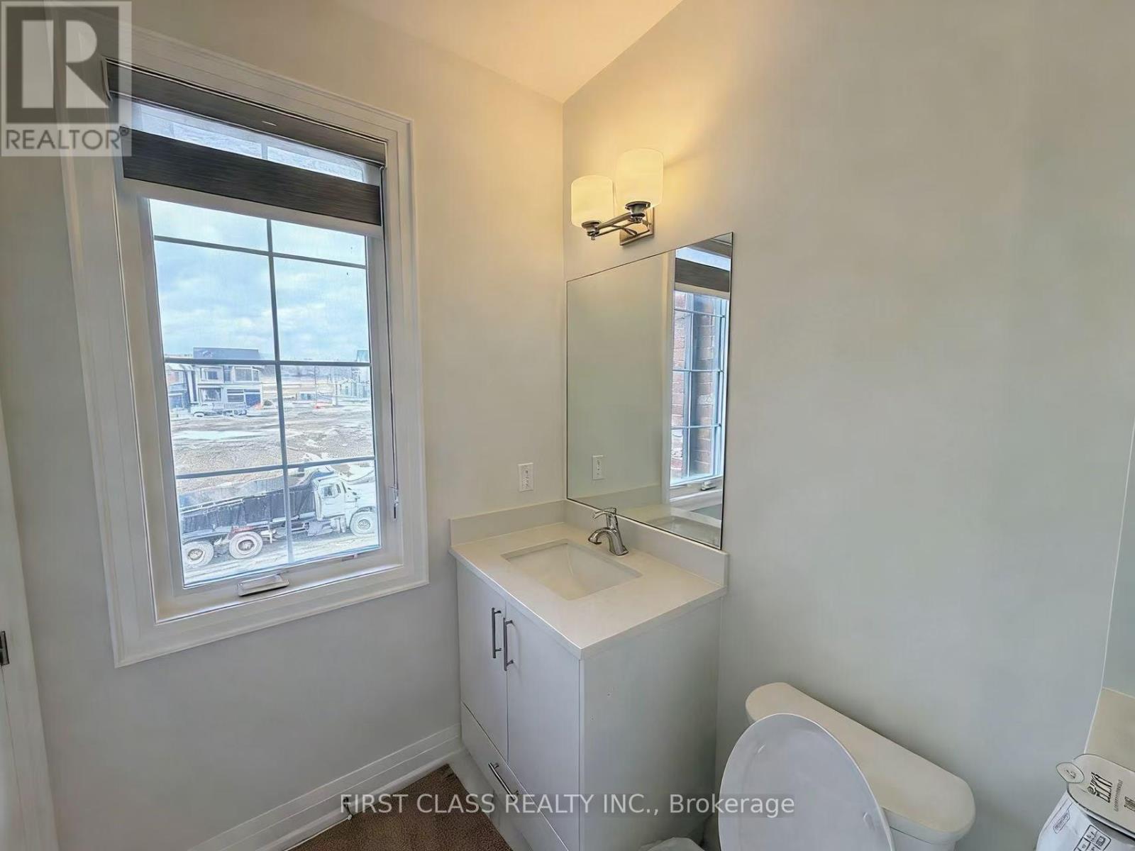 68 TRANQUILITY CRESCENT - 29
