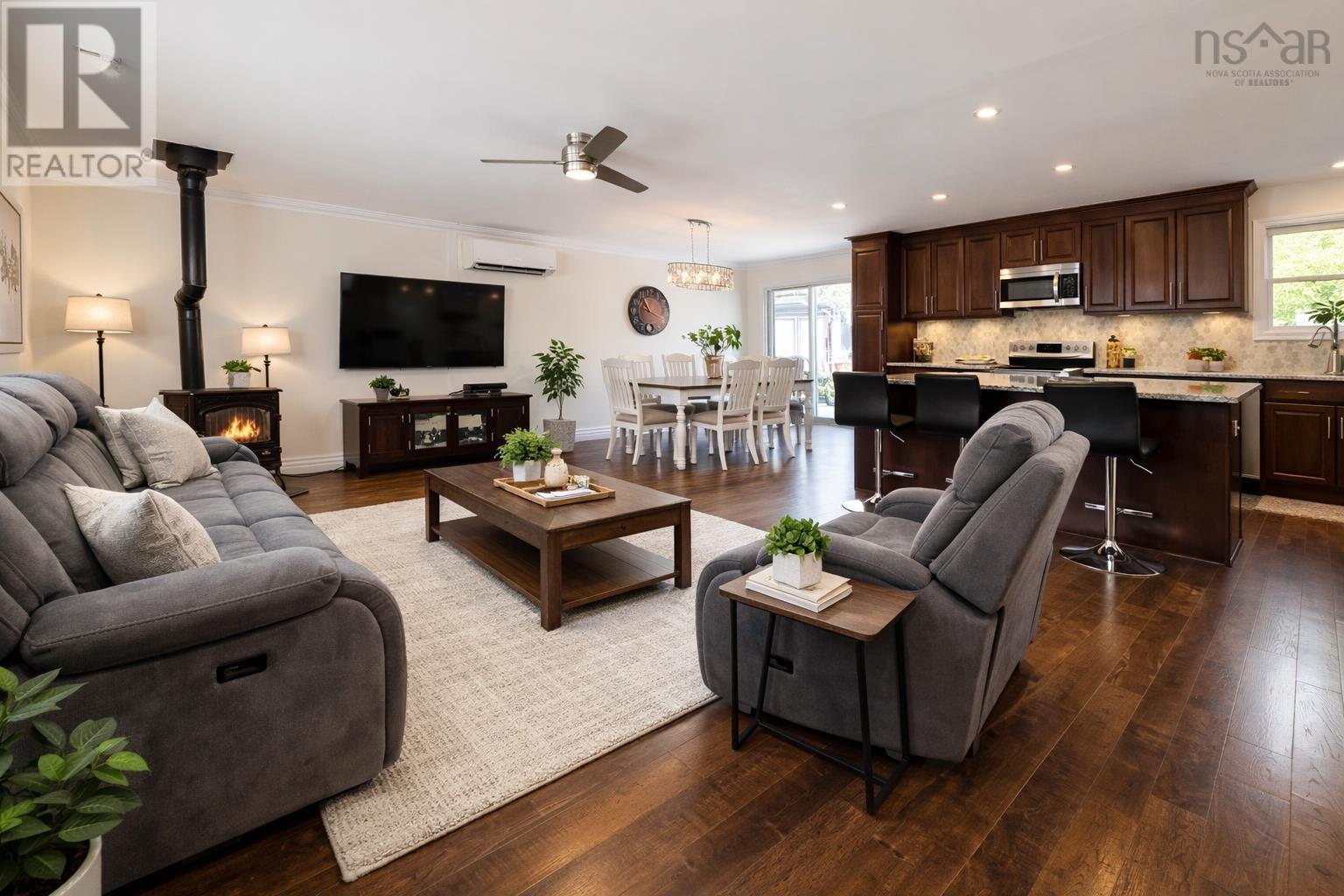 Property 3 of 27 of 132 Nictaux Drive