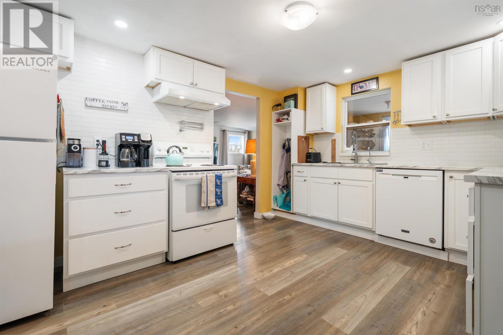 Property 11 of 47 of 12032 Highway 4