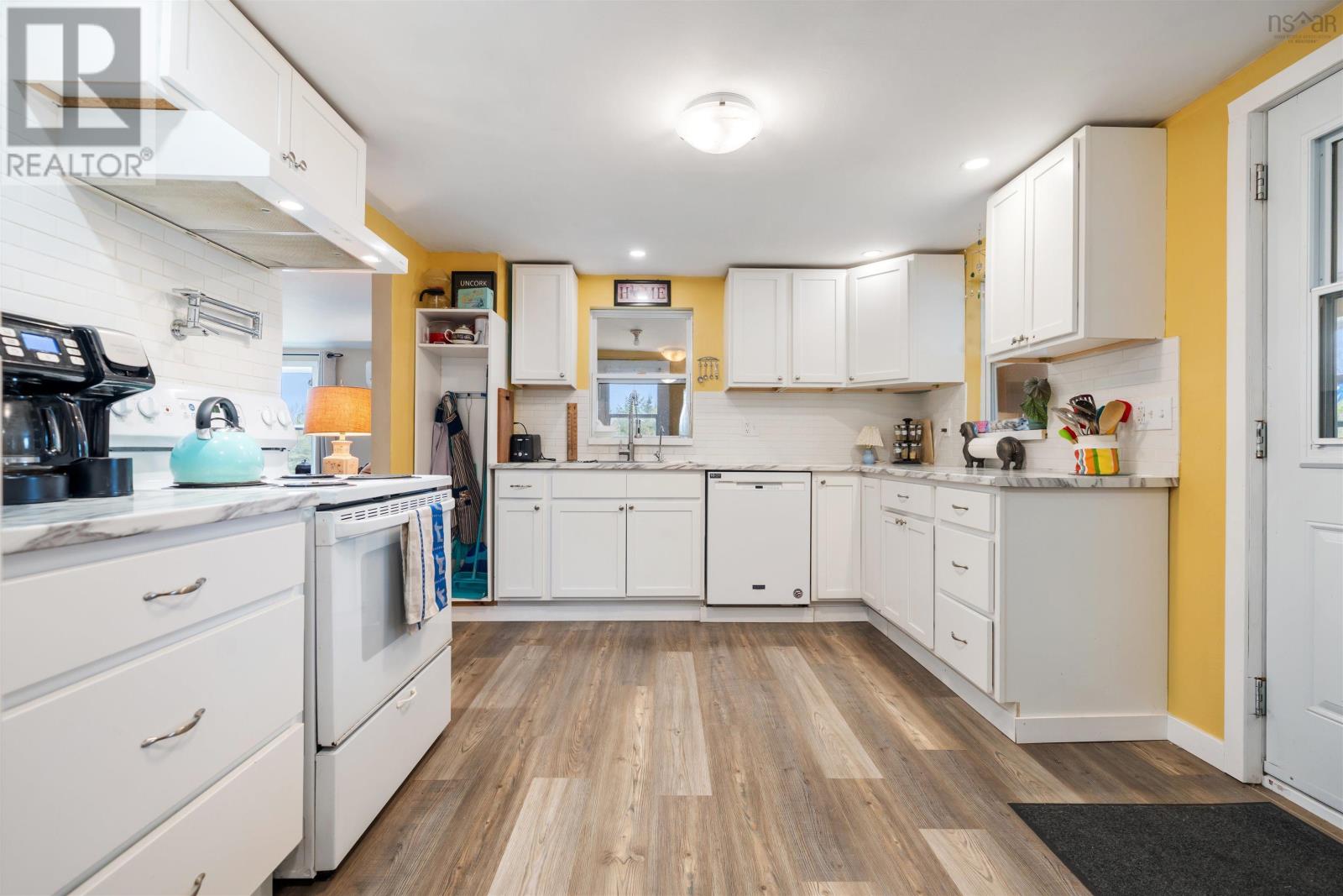 Property 12 of 47 of 12032 Highway 4