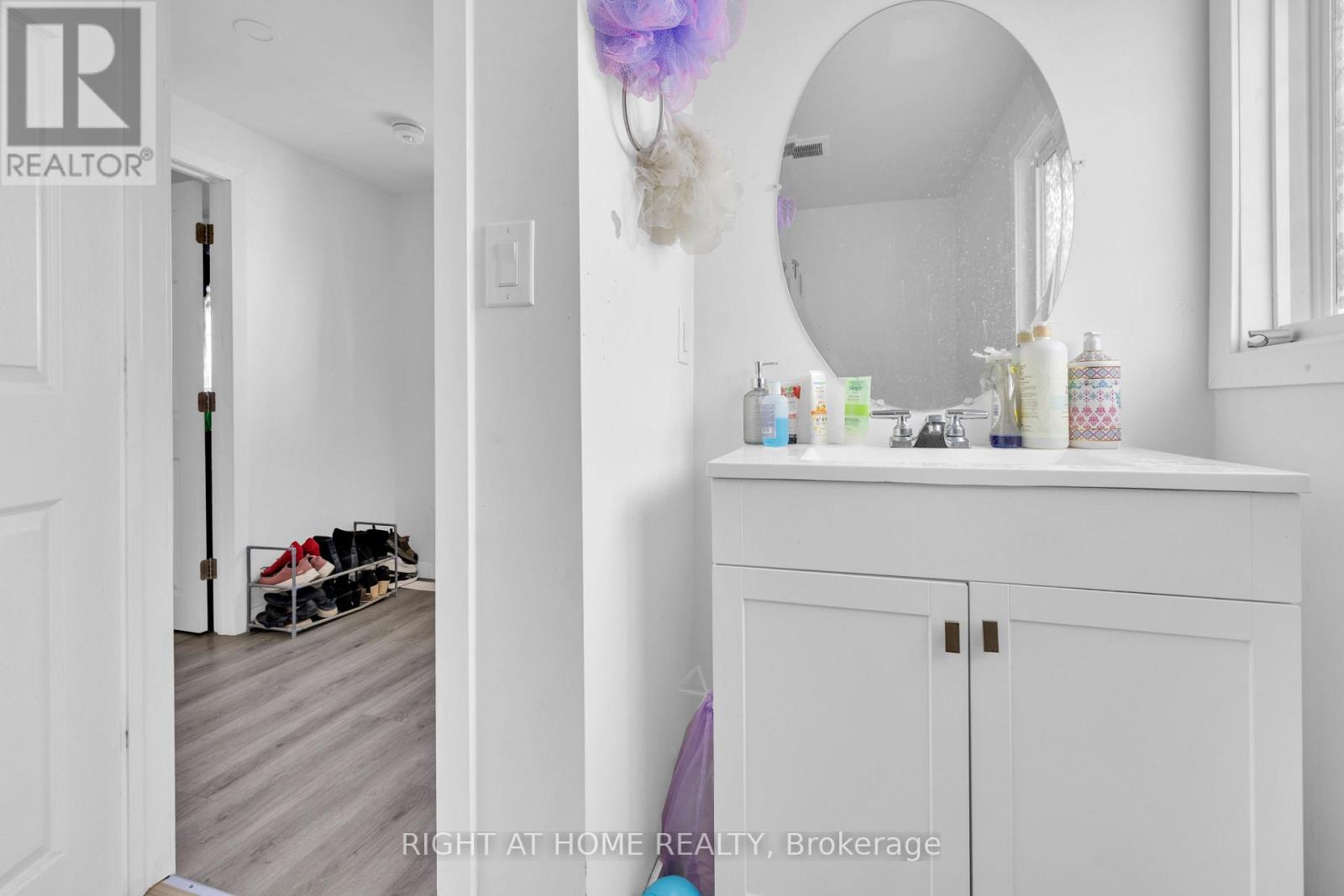 539 CAMPBELL AVENUE - 20
