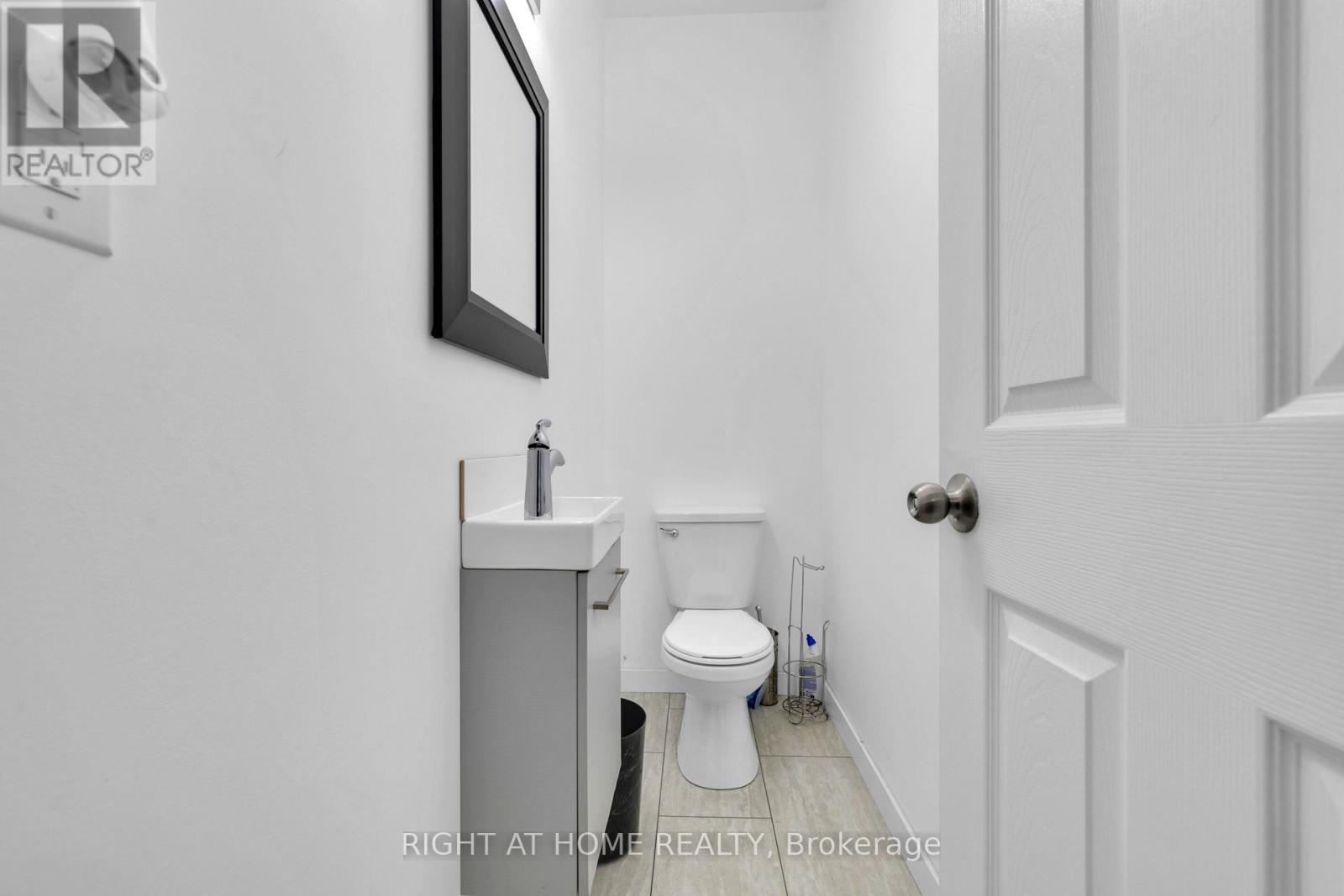 539 CAMPBELL AVENUE - 3