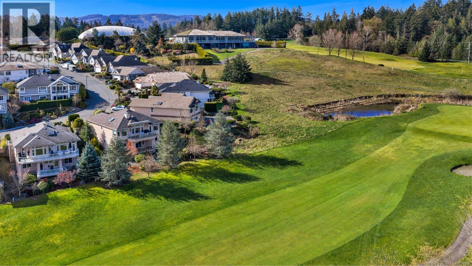 721 Country Club Dr - 4