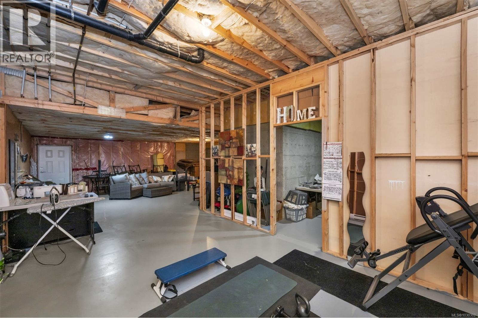 721 Country Club Dr - 51