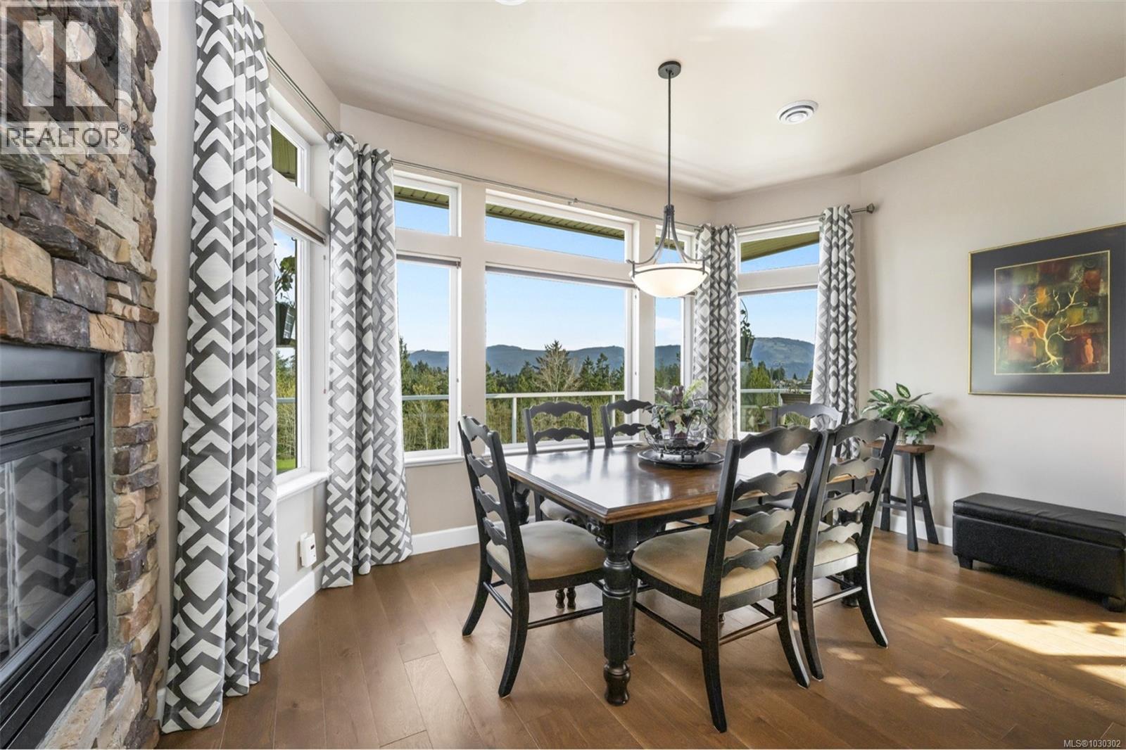 721 Country Club Dr - 28
