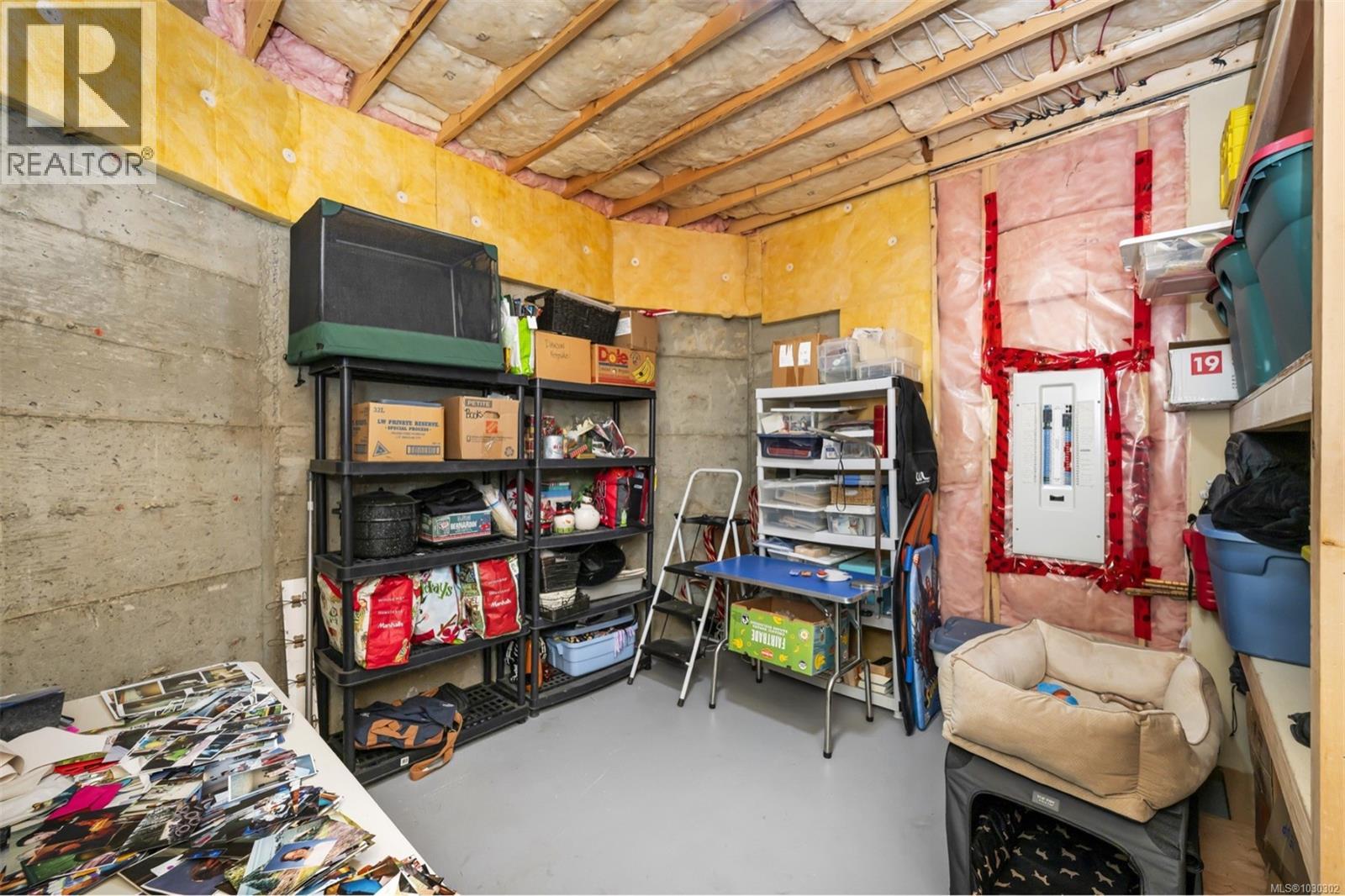 721 Country Club Dr - 54