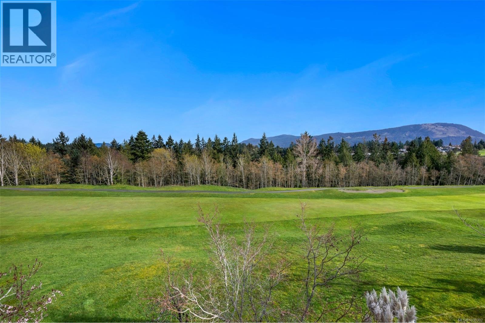 721 Country Club Dr - 74