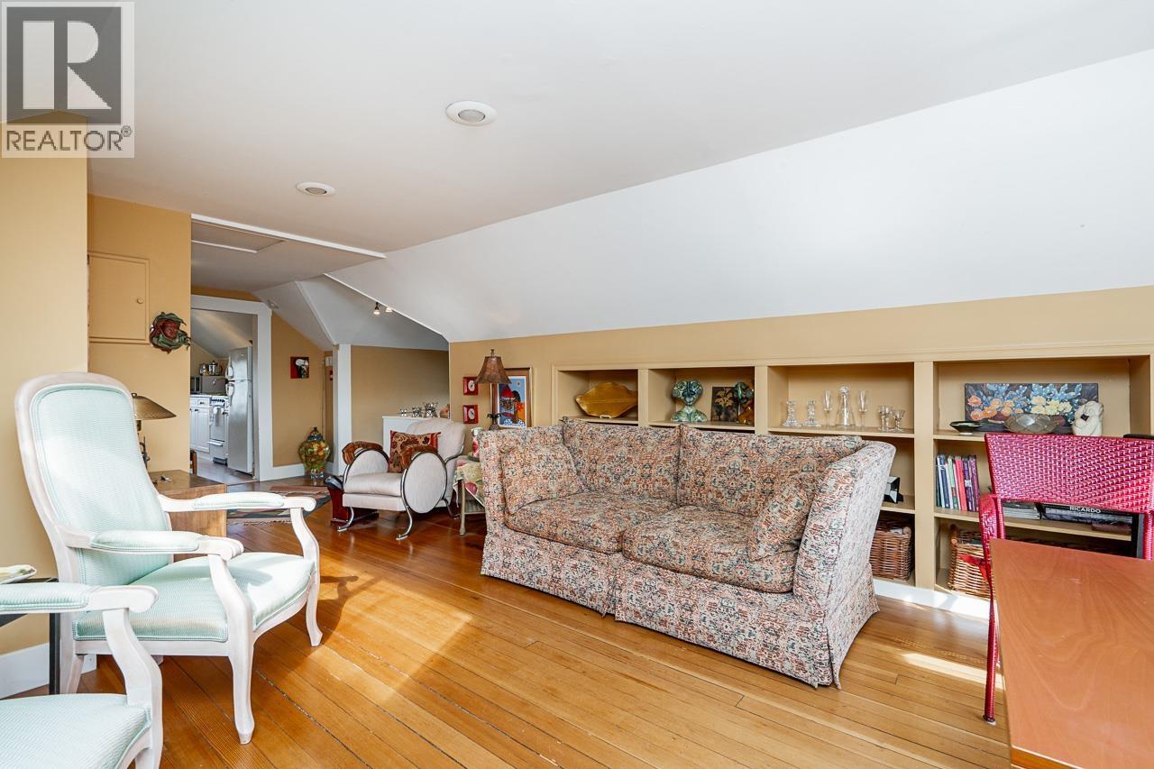 111 E 61ST AVENUE, Vancouver