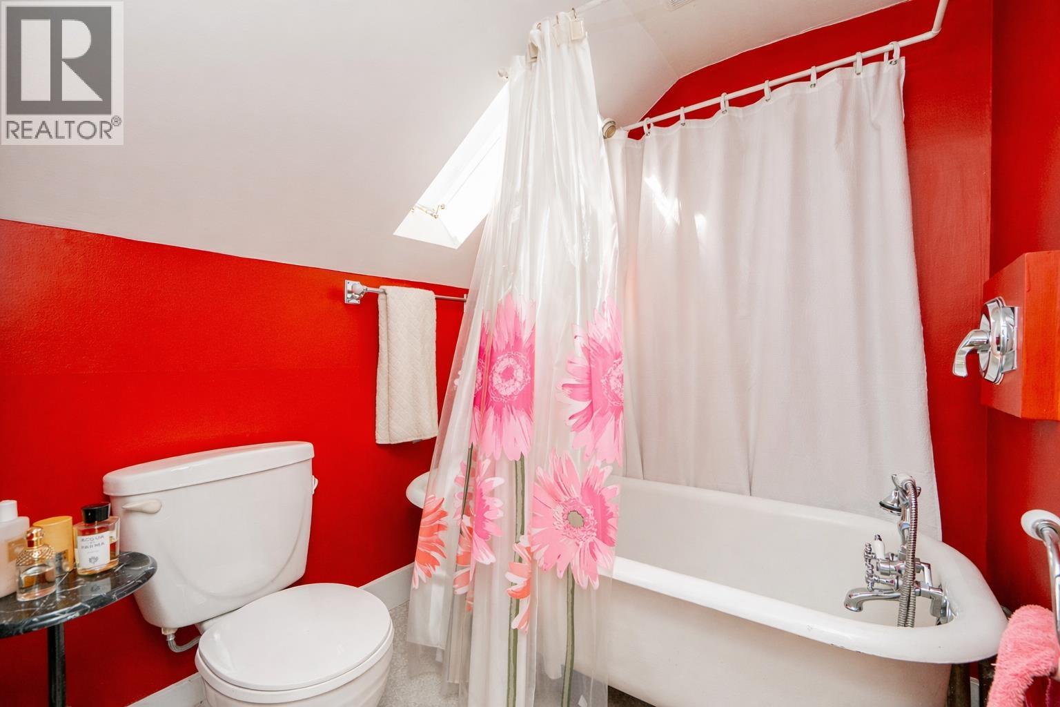 111 E 61ST AVENUE, Vancouver