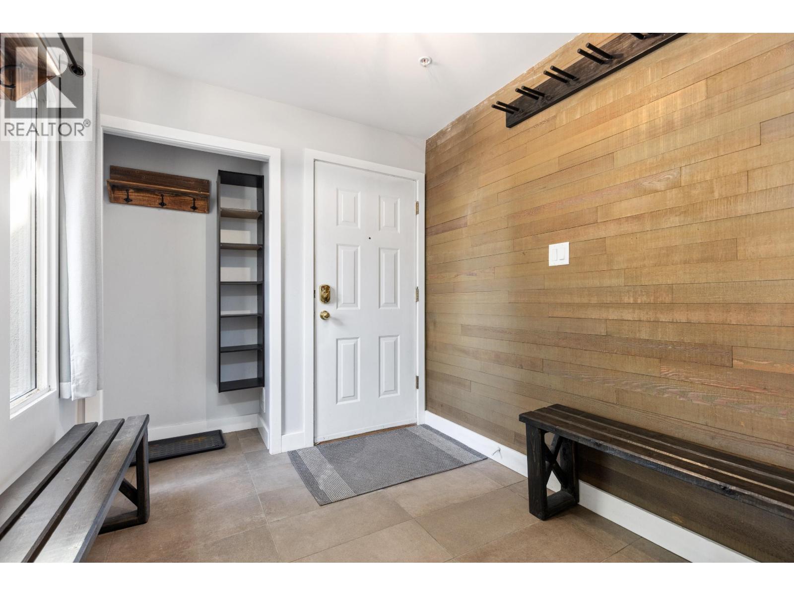 2 4637 BLACKCOMB WAY — photo 8
