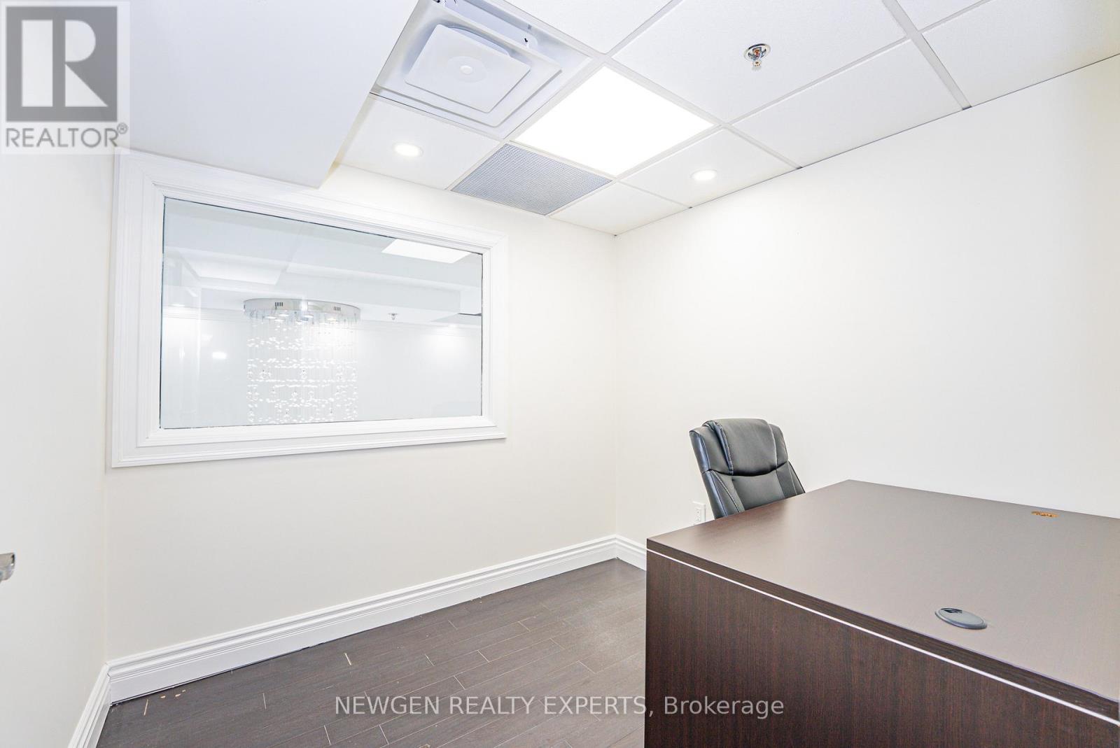 29 - 145 CLARENCE STREET N, Brampton (Brampton East), Ontario, L6W1T2 — Photo 32