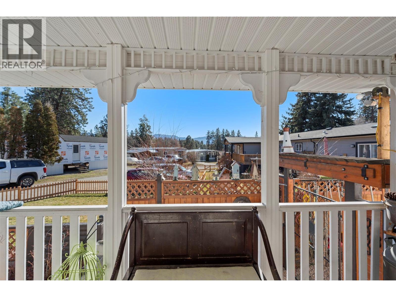 #30 1999 HIGHWAY 97 S - 16