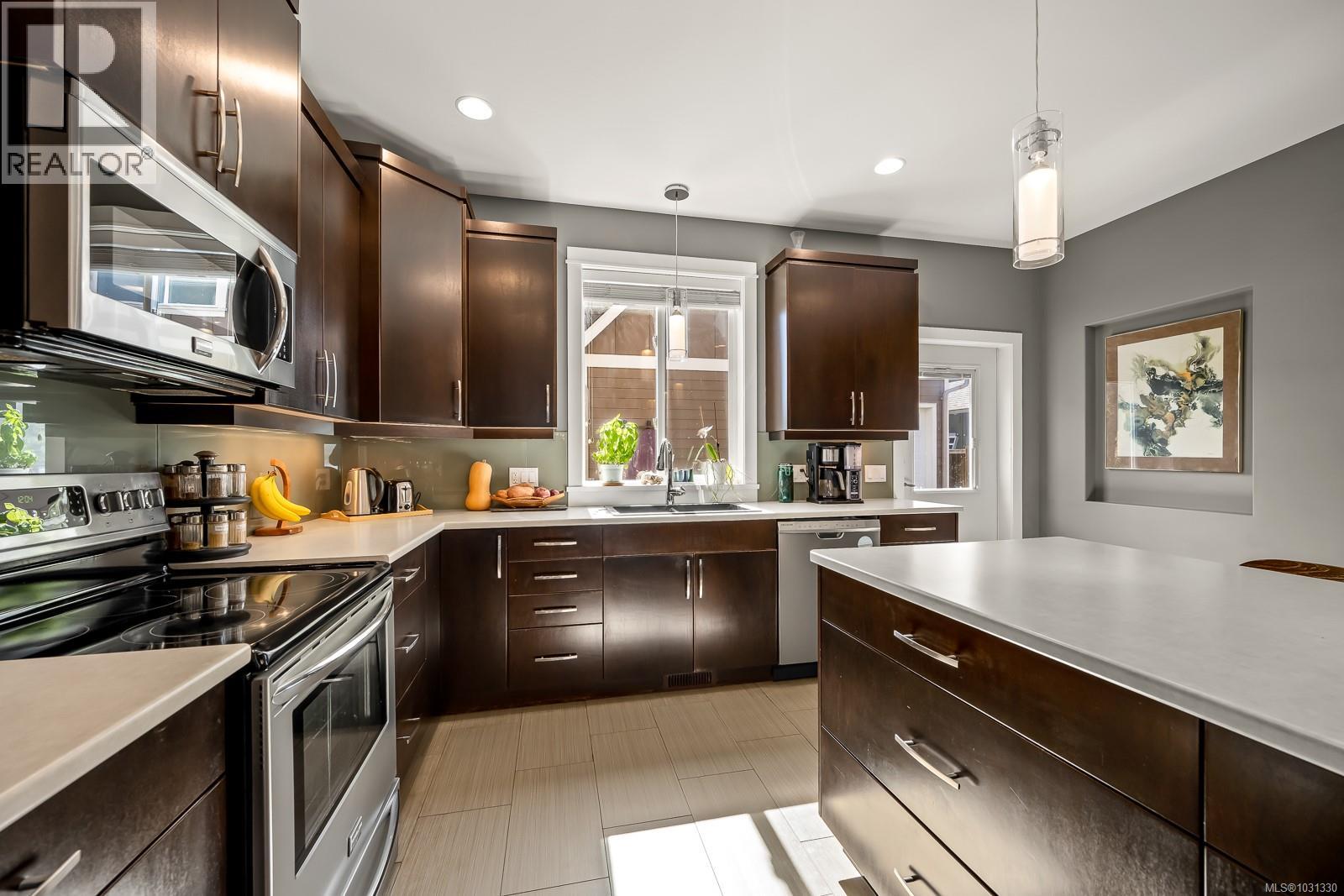 232 2nd St, Courtenay