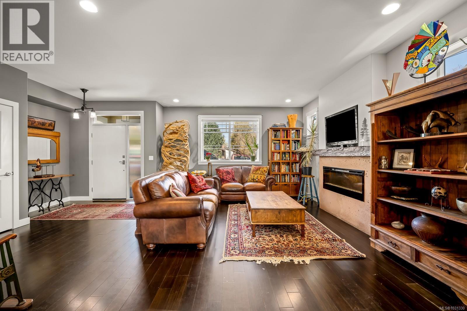 232 2nd St, Courtenay