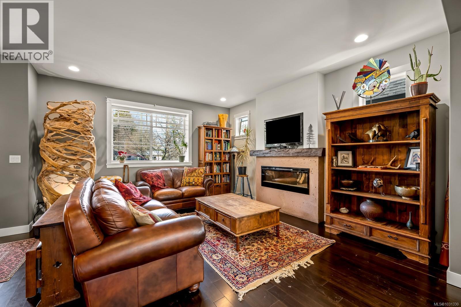 232 2nd St, Courtenay