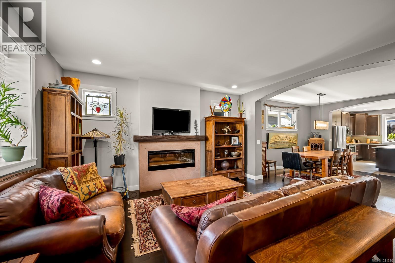 232 2nd St, Courtenay