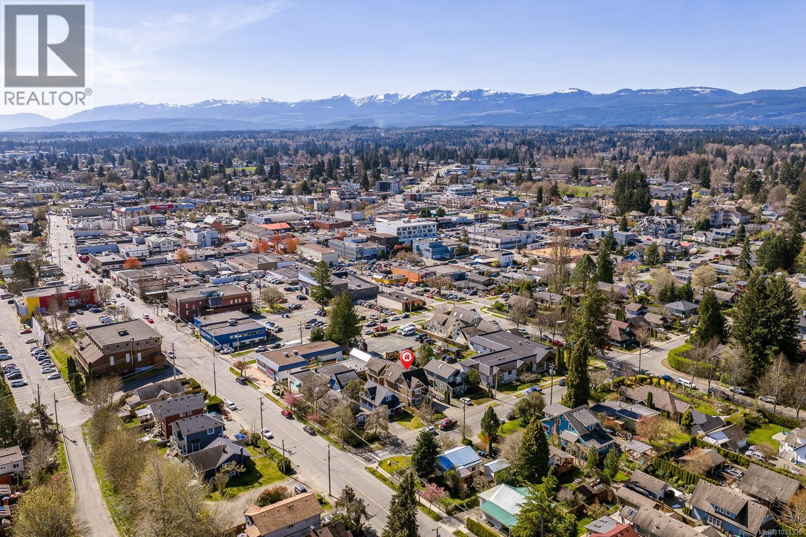 232 2nd St, Courtenay