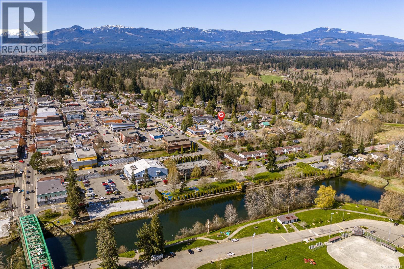 232 2nd St, Courtenay