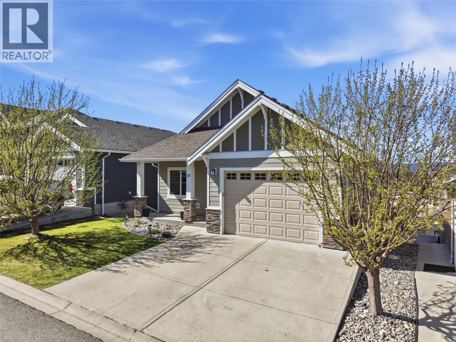 #18 1250 ABERDEEN DRIVE - 52