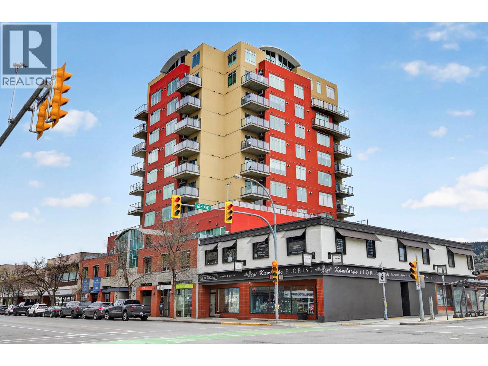 #701 619 Victoria Street - 1